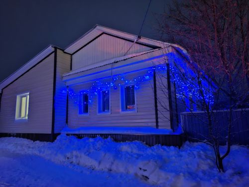 Ләшәү Тамакта Кыш бабай матур йорт хуҗасын бүләкләде