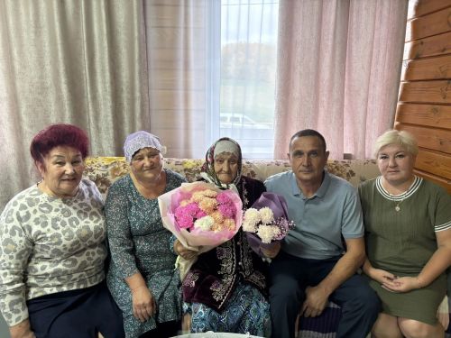 Шәйдуллиннарга ике шатлык бергә килде