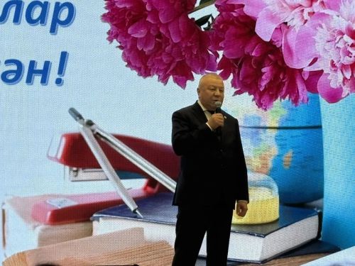 Район укытучыларын бәйрәмгә чакырдылар