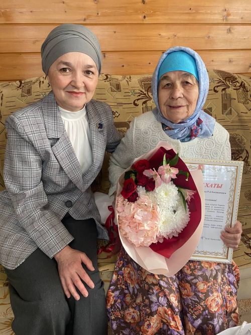 Алты тапкыр хаҗия Ракыя апага 90 яшь тулды
