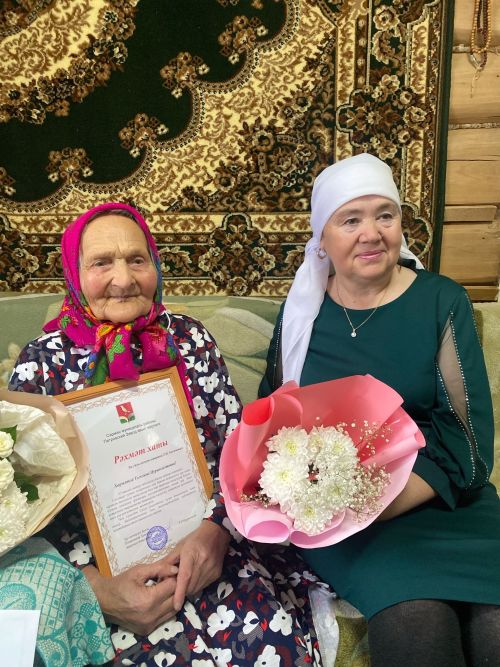 “Гомергә авылымны яраттым, Аллаһ Тәгалә гомер биргәч, алты тапкыр үлемнән калдым”, - ди Тәгъзимә апа