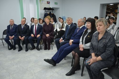 Марат Әхмәтов парламент дәресендә катнашты