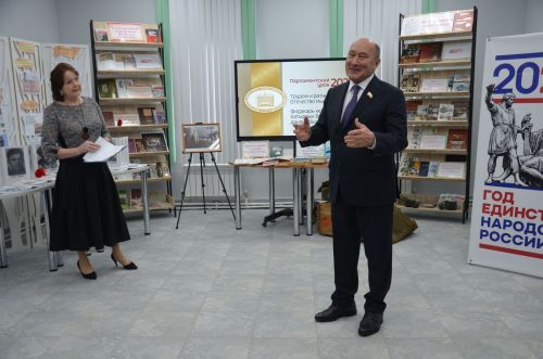Марат Әхмәтов парламент дәресендә катнашты