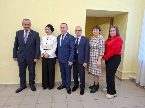 Азалак җирлеге җыены күтәренке рухта узды