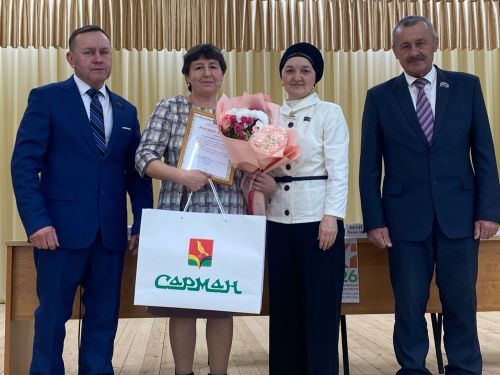 Азалак җирлеге җыены күтәренке рухта узды