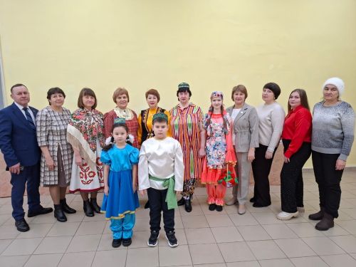 Азалак җирлеге җыены күтәренке рухта узды