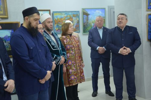 Музейда Алсу Тимергалина рәсемнәре күргәзмәсе эшли