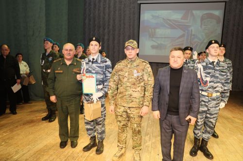 В Джалиле состоялся военно-патриотический конкурс «Есть стать в строй!»