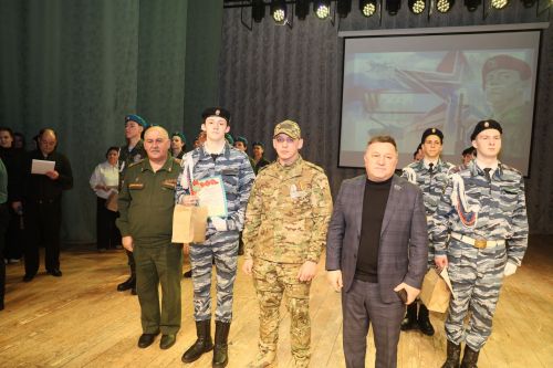 В Джалиле состоялся военно-патриотический конкурс «Есть стать в строй!»
