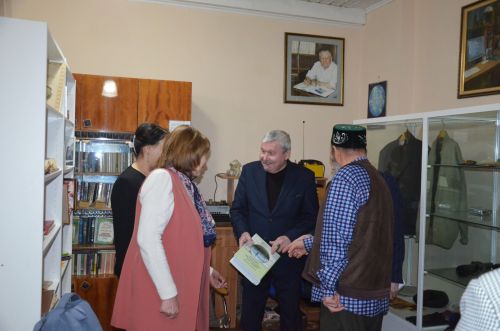 Иске Минзәләбаш мәктәбендә Адлер Тимергалинны искә алдылар
