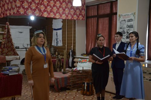 Иске Минзәләбаш мәктәбендә Адлер Тимергалинны искә алдылар