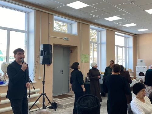 Югары Әхмәт авылы ветераннары әйдаманы Гөлүсә апа Ризатдинова Финляндиядә туган