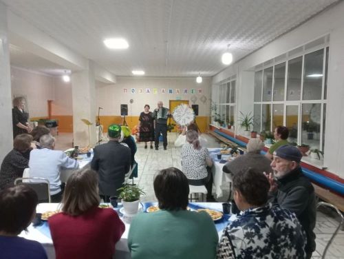 «Уңыш тәгәрмәче» Петровский Завод авылы халкына бәйрәм бүләк итте