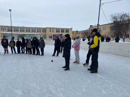 В Сарманово состоялся хоккейный турнир памяти Рустема Хайруллина