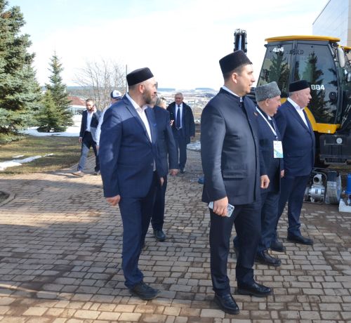 Район конгресс кунакларын кабул итте