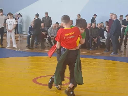 Районда көрәш буенча республика ярышлары бара