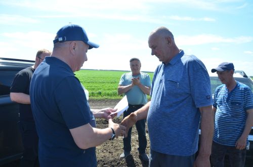 Передовики посева в районе получили заслуженные награды