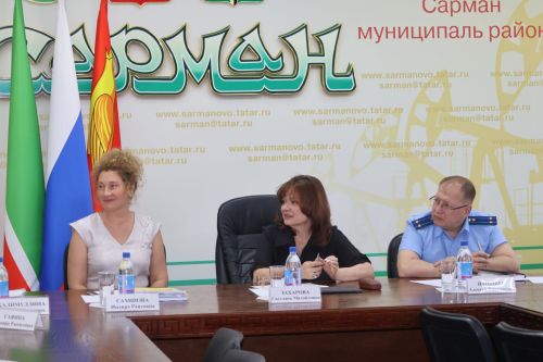 Район посетила Уполномоченный по правам ребенка РТ Светлана Захарова