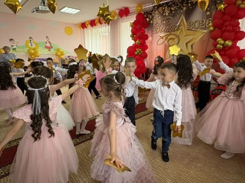 «Лилия» балалары бакча белән саубуллаштылар