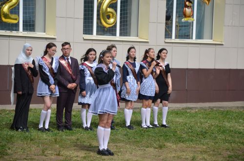 Сарман урта мәктәбен 14 укучы тәмамлады
