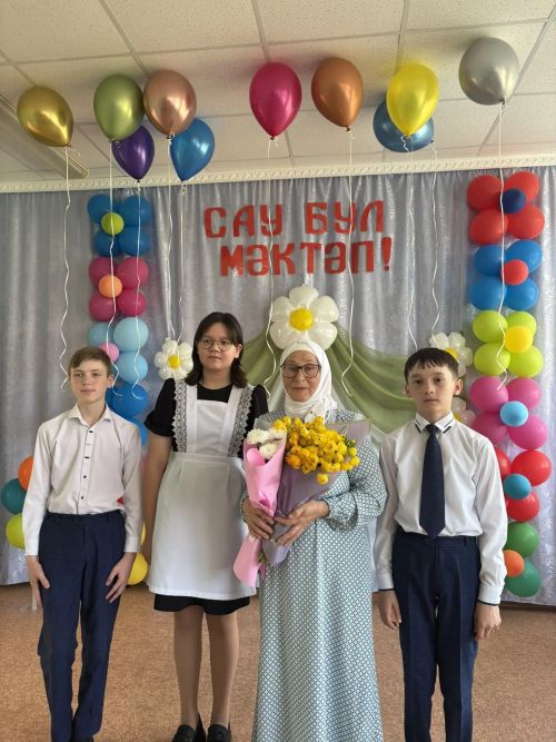 Күтәмәле мәктәбен ике укучы тәмамлый