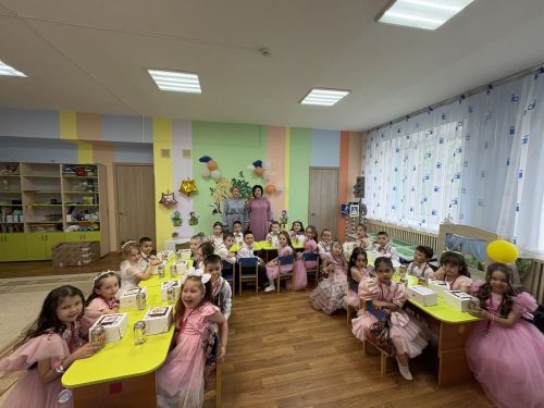 «Лилия» балалары бакча белән саубуллаштылар