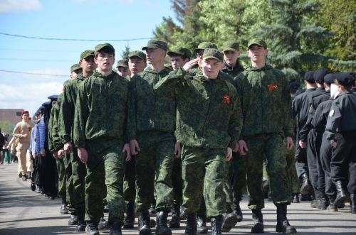 Парад бәйрәмнең иң тантаналы өлеше булды