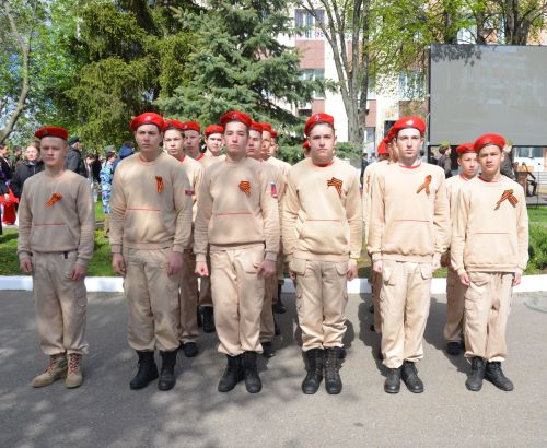 Парад бәйрәмнең иң тантаналы өлеше булды