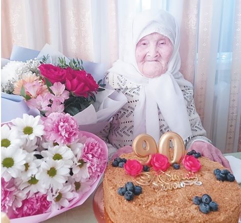 Азалактан Җәүһәрия Касыймова 90 яшен тутырды