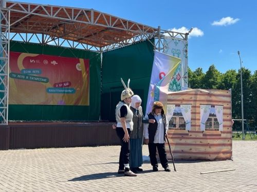 Сарман үзәк китапханәсе коррупциягә каршы көрәшкә багышланган чара үткәрде