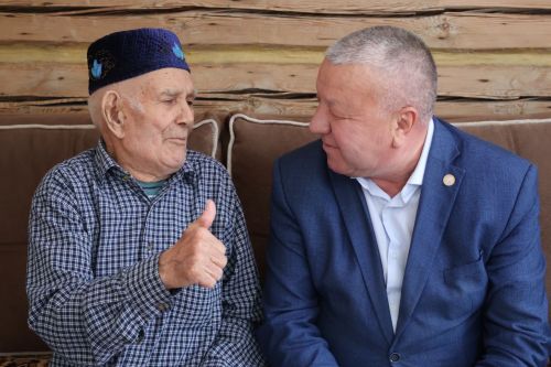 Урта Кәшердә Касыйм Сәүбәнов 95 яшен билгеләп үтте