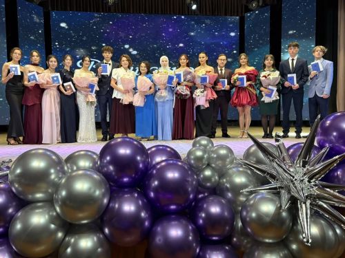 Районның 94 укучысы урта белем аттестаты алды