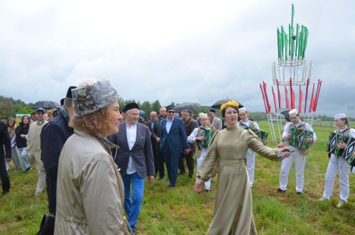 Сөлге туе халкыбызның күңел байлыгын күрсәтте