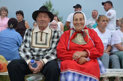 Ләкедә Питрау гөрләде