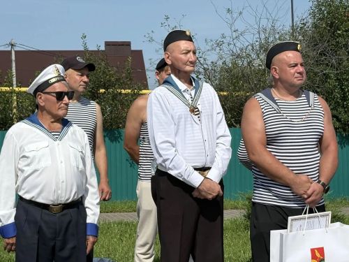 Хәрби-диңгез флотында хезмәт иткәннәр бүген бәйрәм итәләр