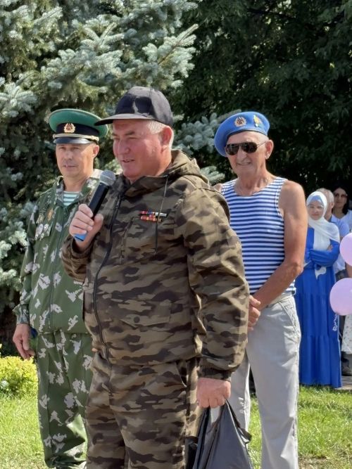 Хәрби-диңгез флотында хезмәт иткәннәр бүген бәйрәм итәләр
