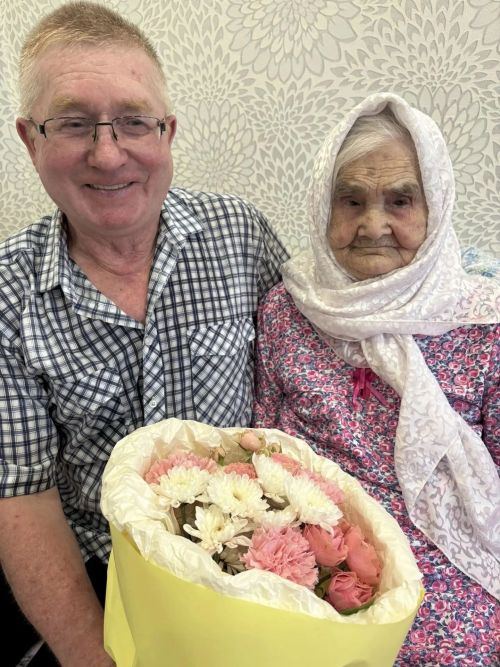 Миңнезәкия апага 100 яшь тулды