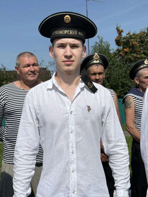 Хәрби-диңгез флотында хезмәт иткәннәр бүген бәйрәм итәләр