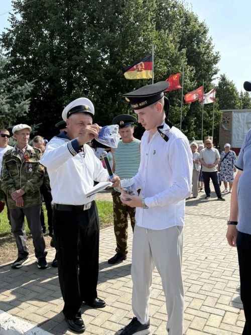 Хәрби-диңгез флотында хезмәт иткәннәр бүген бәйрәм итәләр