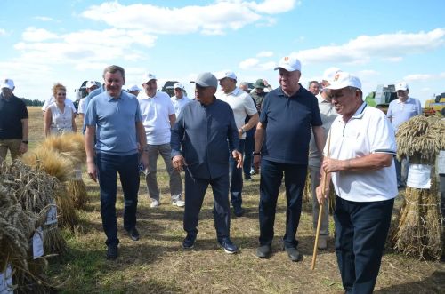 Районга Татарстан Рәисе Рөстәм Миңнеханов килде