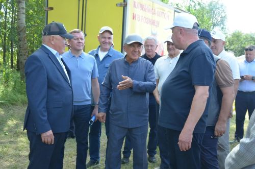 Районга Татарстан Рәисе Рөстәм Миңнеханов килде