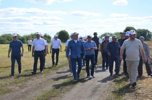 Районга Татарстан Рәисе Рөстәм Миңнеханов килде