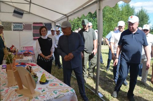 Районга Татарстан Рәисе Рөстәм Миңнеханов килде