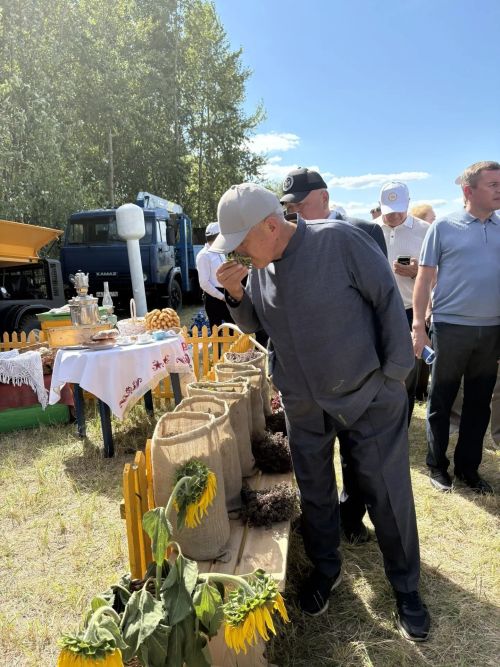 «Сарман районында бер генә дәүләт программасының да үтәлми калганы юк», – диде Татарстан Рәисе Рөстәм Миңнеханов