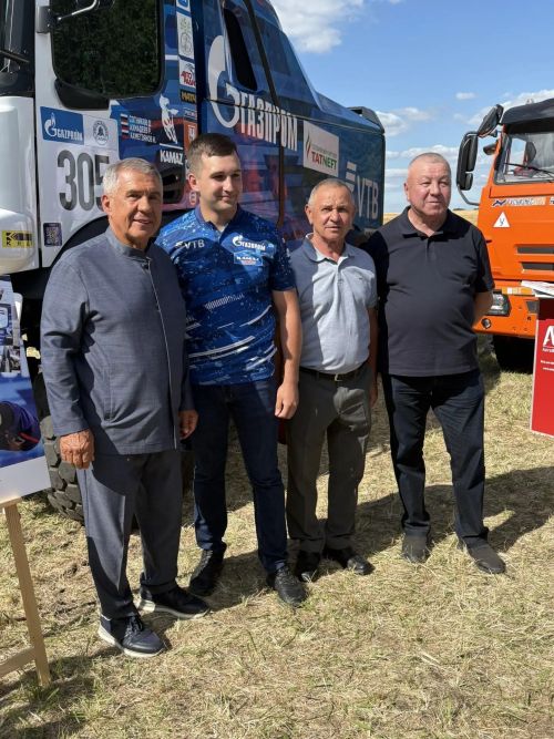 «Сарман районында бер генә дәүләт программасының да үтәлми калганы юк», – диде Татарстан Рәисе Рөстәм Миңнеханов