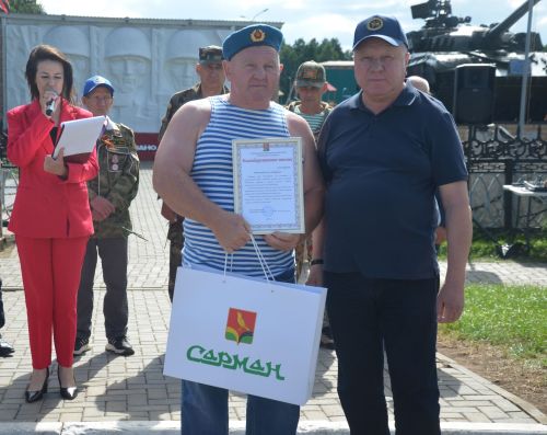 Сарманда десантчылар бәйрәм итәләр