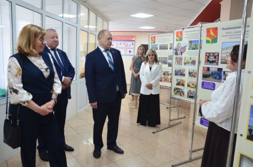Мәгариф хезмәткәрләре узган елга йомгак ясадылар, яңа уку елына бурычлар билгеләделәр
