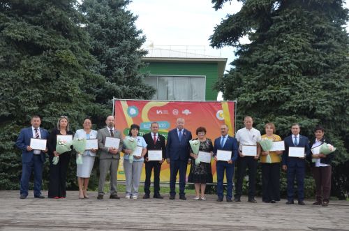 Сарманлылар Россия флагы көнен билгеләп үтәләр