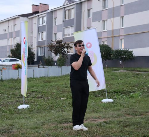 Сарманда искиткеч ишегалды бәйрәме гөрләде
