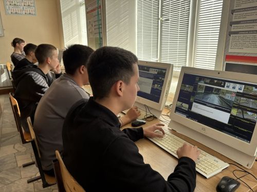 “Автосессия” бәйгесе көллият егетләрен ярыштырды